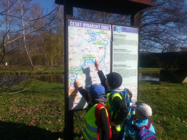 Od potoka k řece - Jdeme ven